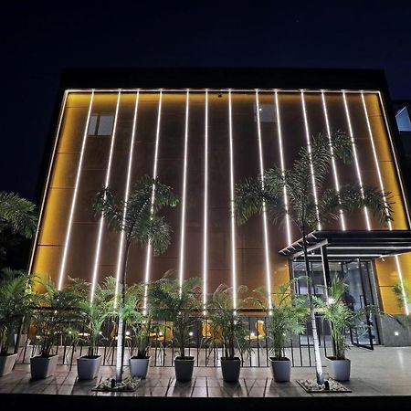 Fabhotel Oasis Yellow Courtyard - Near Chetak Bridge Bhopal Exterior foto